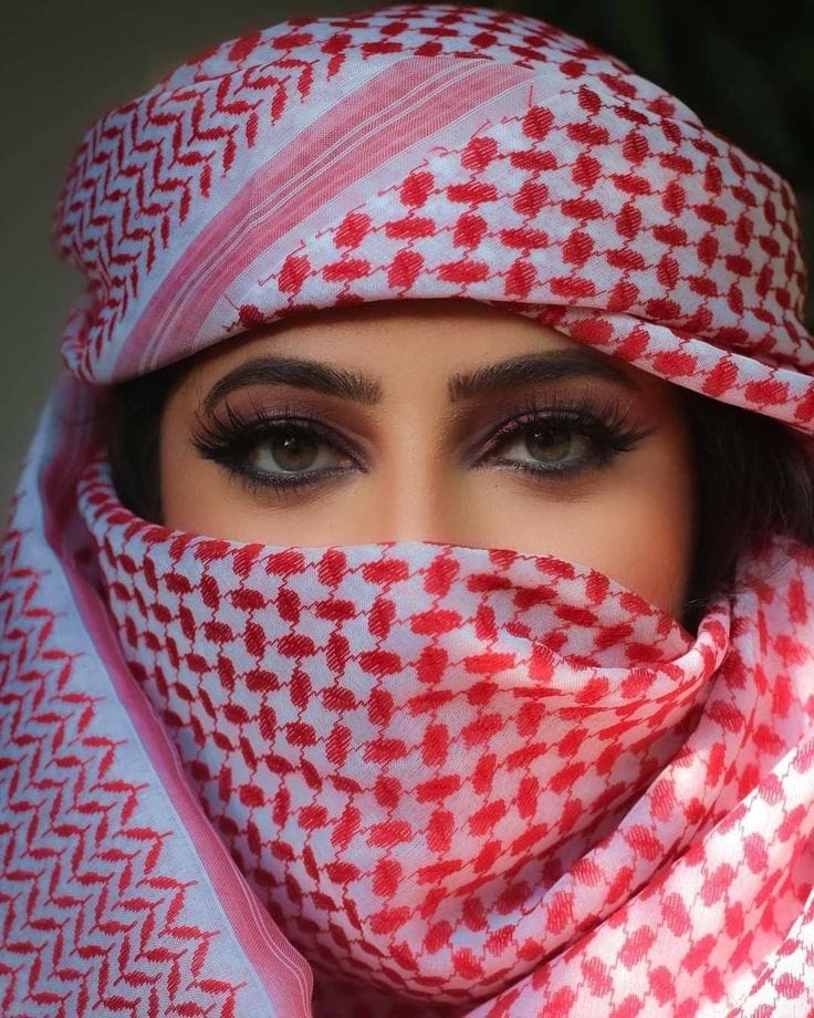 صور بنات اليمن عليها علم اليمن مشاهدة وتحميل! 4 صور بنات اليمن